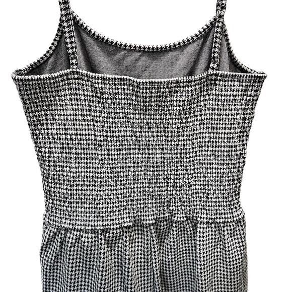 Versona Women's Black and White Houndstooth Jumpsuit Size M Smocked Back - Picture 5 of 10